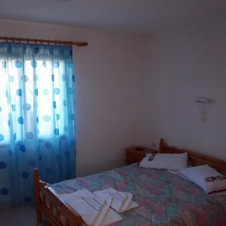 Zachos Apartment *